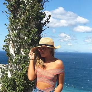 Meet your Posher, Amanda